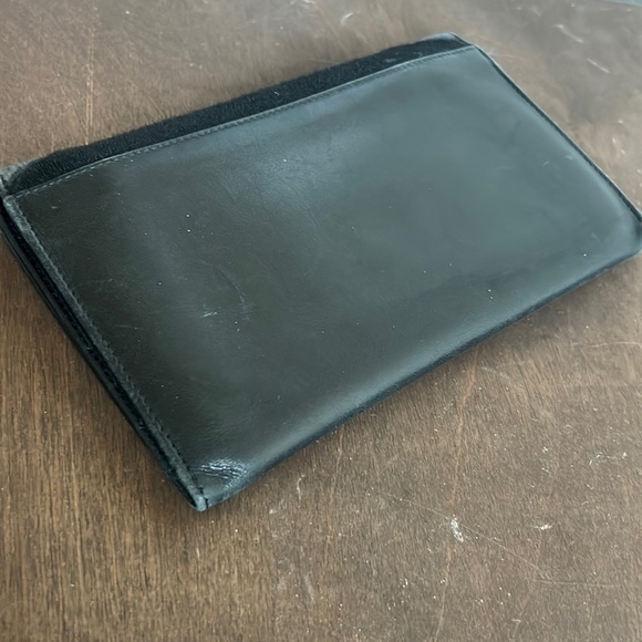 Gianni Versace Medusa Leather Wallet - Picture 9 of 11